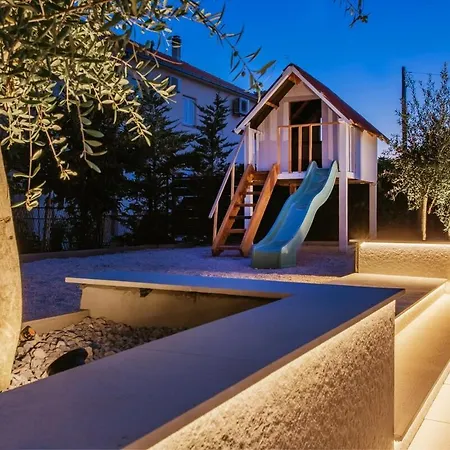 Heated Pool Kalega Apartman