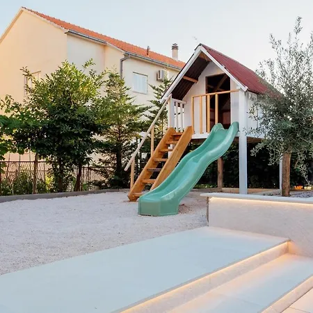 Heated Pool Kalega Apartmán Split