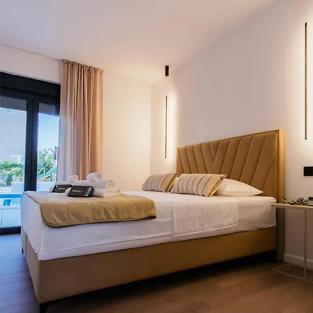 Heated Pool Kalega *