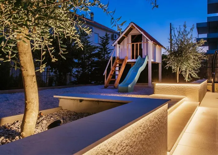 Heated Pool Kalega Apartman